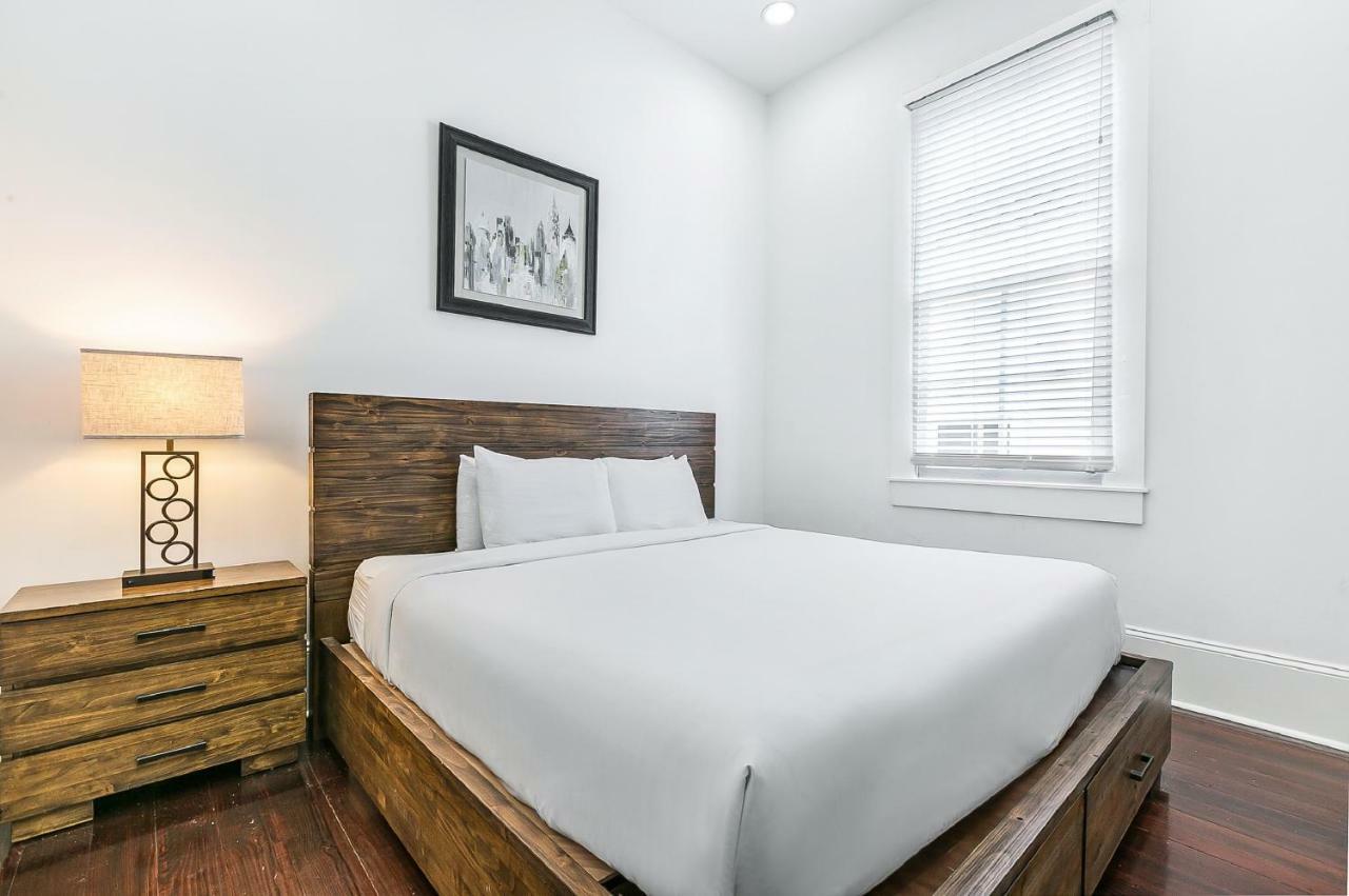 Апартаменты Charming 2Br On Carondelet By Hosteeva Новый Орлеан Экстерьер фото